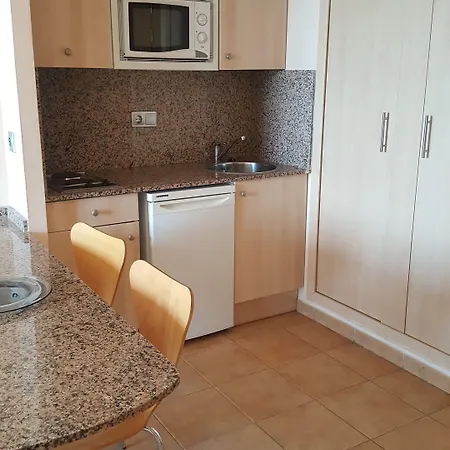 Aparthotel Advise Reina 4*