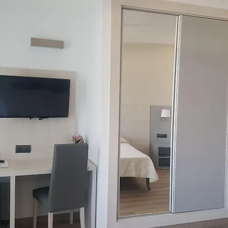 Aparthotel Advise Reina