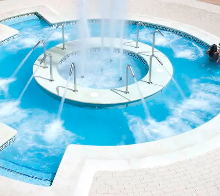 Aparthotel Advise Reina 4*