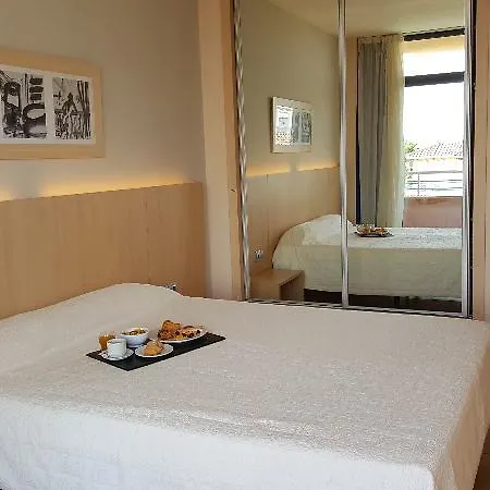 Apartahotel Advise Reina