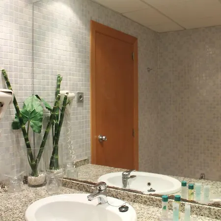 Apartahotel Advise Reina