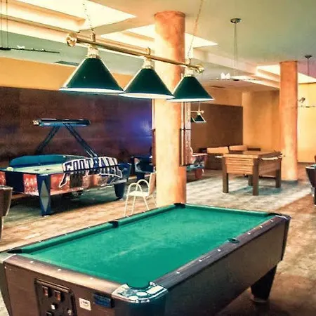 Advise Reina Aparthotel 4*