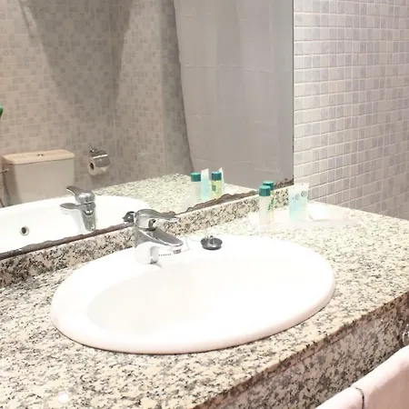 Aparthotel Advise Reina 4*